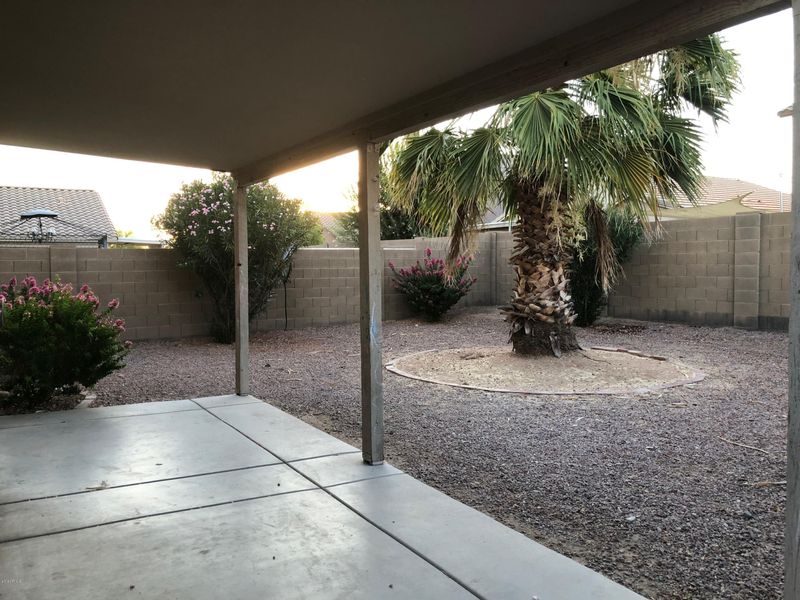 11606 W Schleifer Dr, Youngtown, AZ 85363