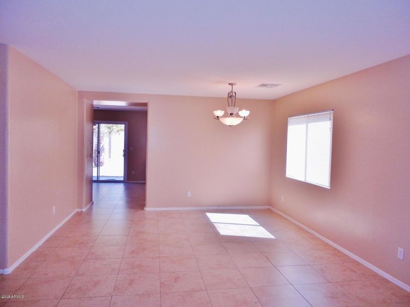 11606 W Schleifer Dr, Youngtown, AZ 85363