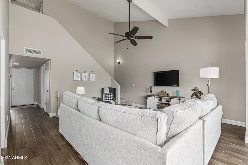 1161 E Sandpiper Dr #221, Tempe, AZ 85283
