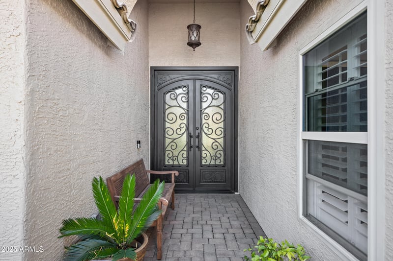 1161 Honeysuckle Ln, Chandler, AZ 85248