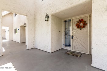 1161 Sandpiper Dr #220, Tempe, AZ 85283