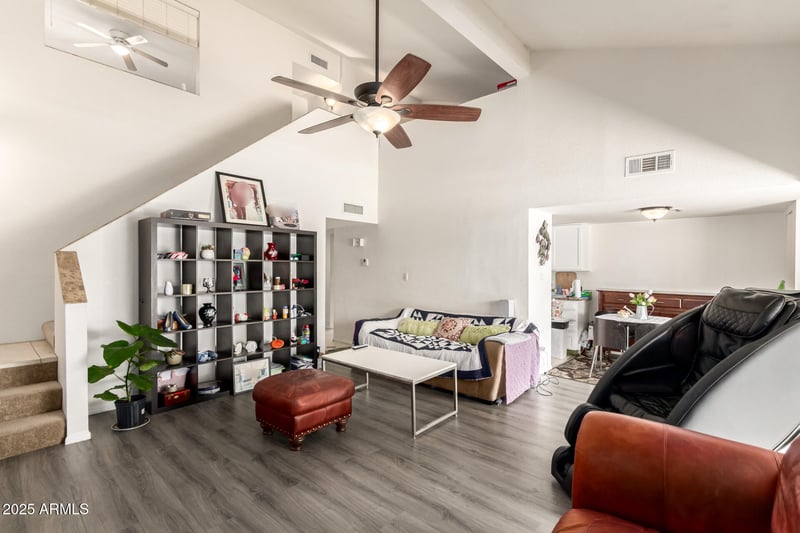 1161 Sandpiper Dr #220, Tempe, AZ 85283