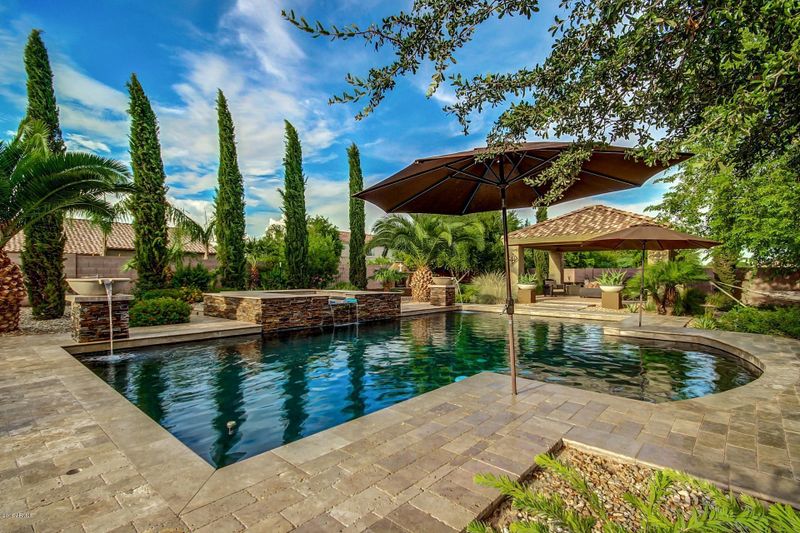 11612 E Starflower Dr, Chandler, AZ 85249