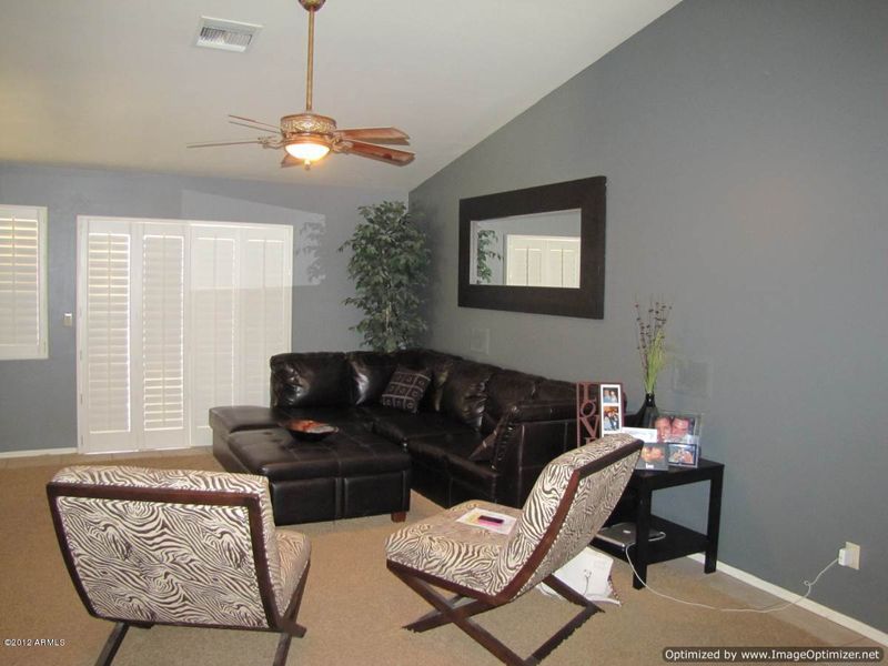 11613 S Appaloosa Dr, Phoenix, AZ 85044