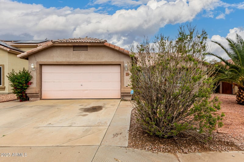 11614 Palm Ln, Avondale, AZ 85392