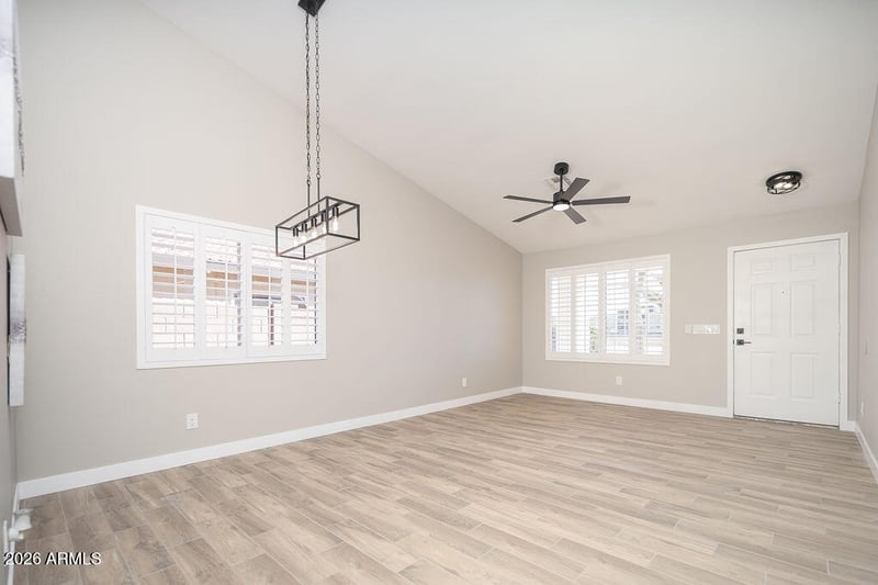 11614 Palm Ln, Avondale, AZ 85392