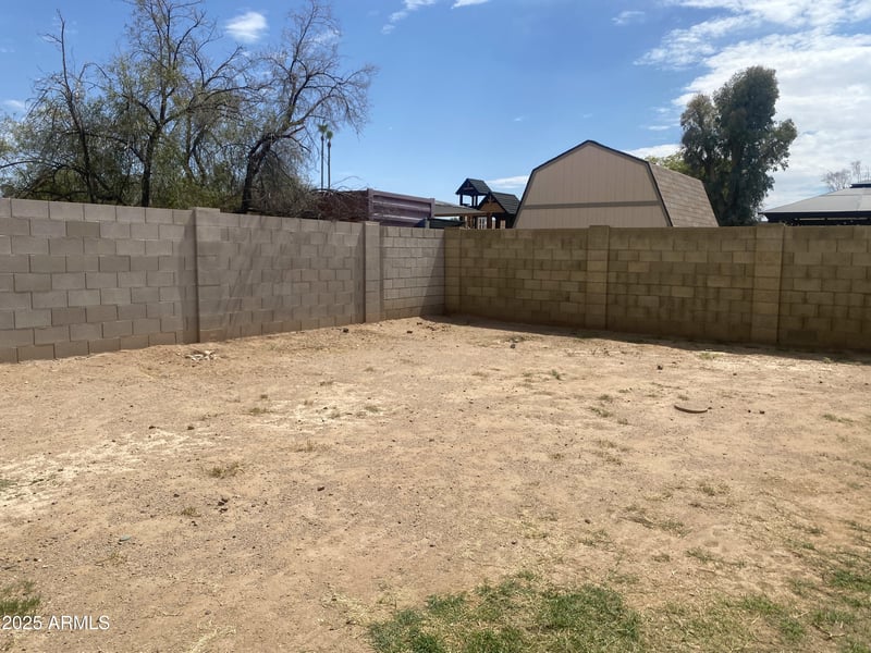 11615 39th Dr, Phoenix, AZ 85029
