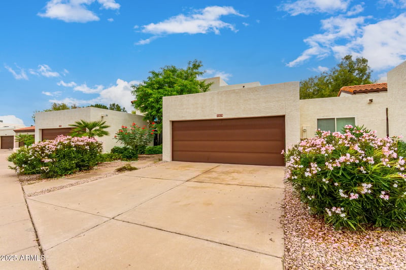 11615 40th Way, Phoenix, AZ 85028