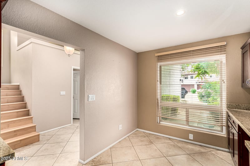 11615 40th Way, Phoenix, AZ 85028