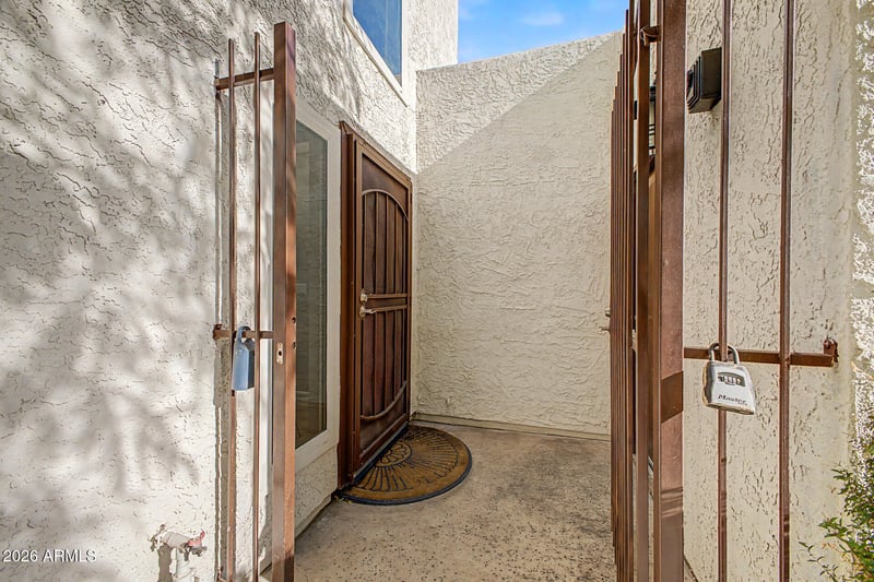 11615 40th Way, Phoenix, AZ 85028