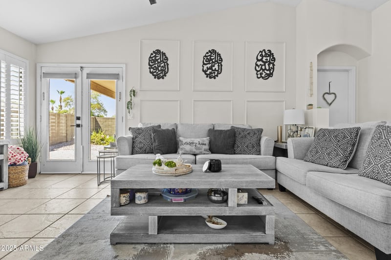1162 Bluebird Dr, Chandler, AZ 85286
