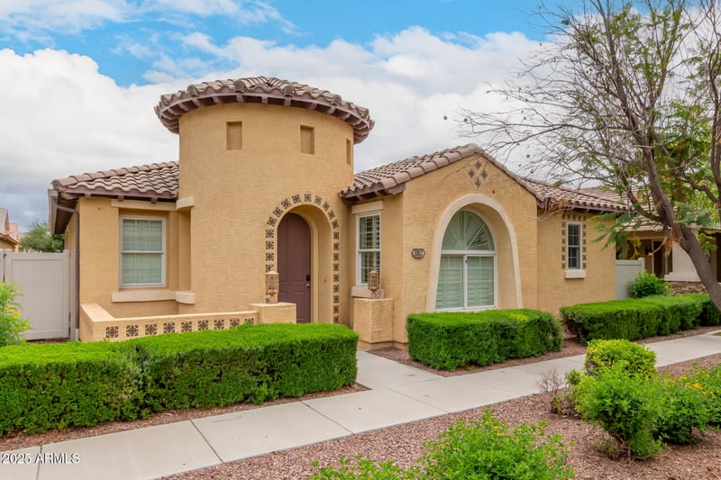1162 Agnes Ln, Gilbert, AZ 85296