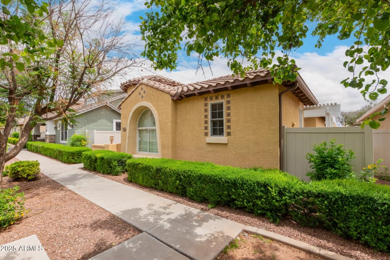 1162 Agnes Ln, Gilbert, AZ 85296