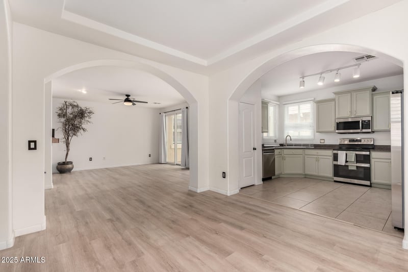 1162 Agnes Ln, Gilbert, AZ 85296