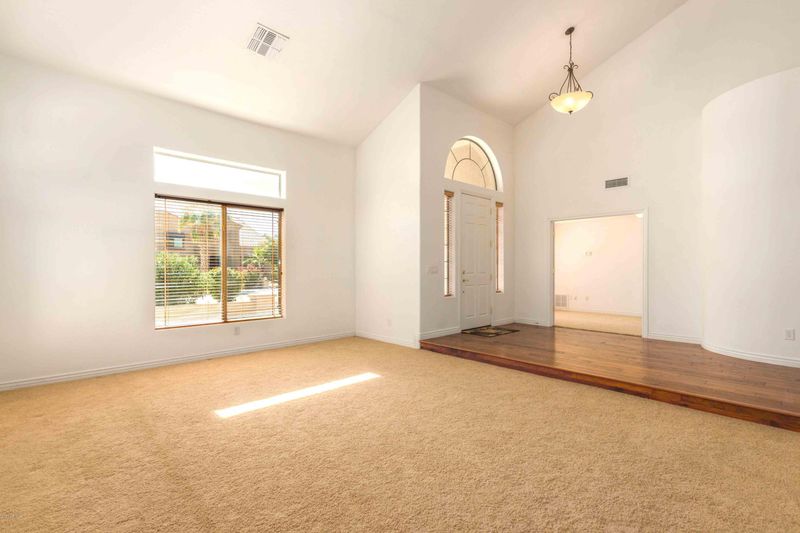 11620 E Starflower Dr, Chandler, AZ 85249