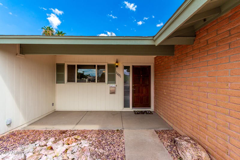 11621 39th St, Phoenix, AZ 85028