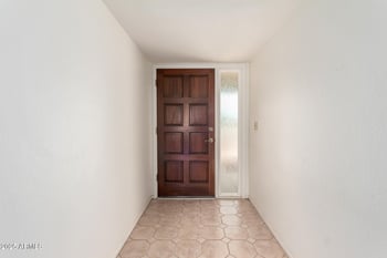 11621 39th St, Phoenix, AZ 85028