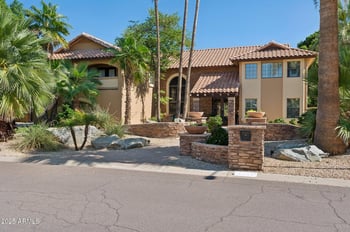 11621 Blackfoot Dr, Phoenix, AZ 85044