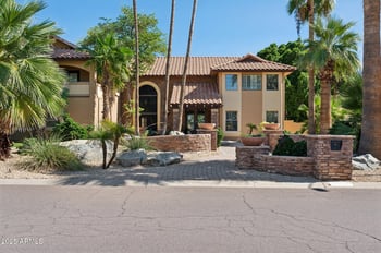 11621 Blackfoot Dr, Phoenix, AZ 85044