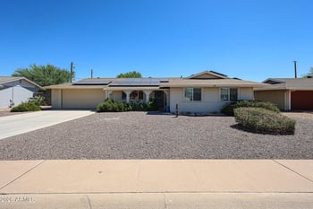 11621 Desert Hills Dr, Sun City, AZ 85351