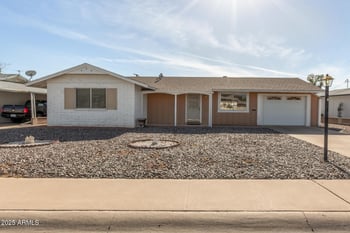11622 Desert Hills Dr, Sun City, AZ 85351