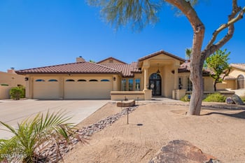 11626 S Appaloosa Dr, Phoenix, AZ 85044