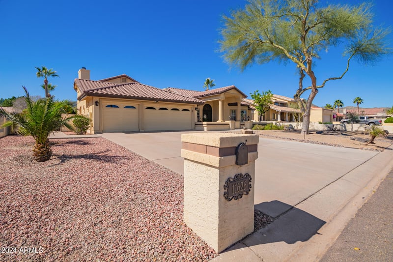11626 S Appaloosa Dr, Phoenix, AZ 85044