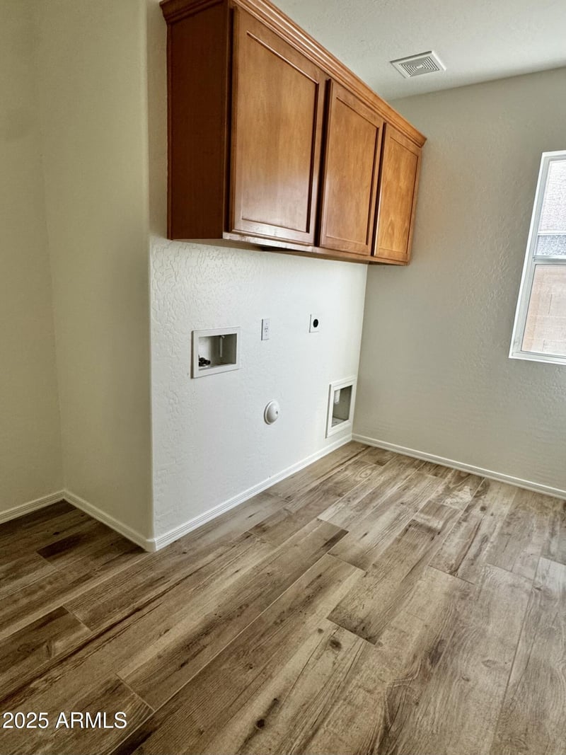 11627 Hackbarth Dr, Youngtown, AZ 85363