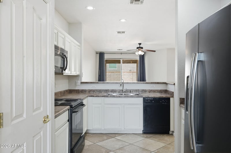 11630 Lincoln St, Avondale, AZ 85323