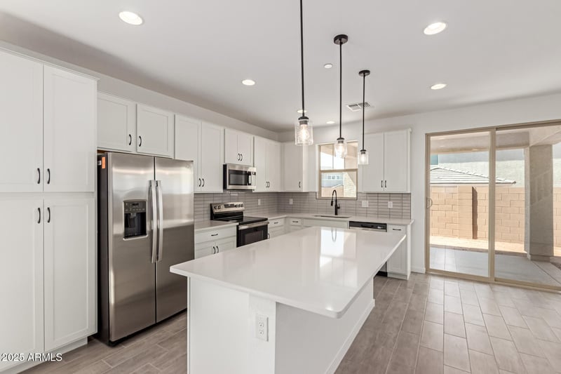 11631 Green Dr, Youngtown, AZ 85363