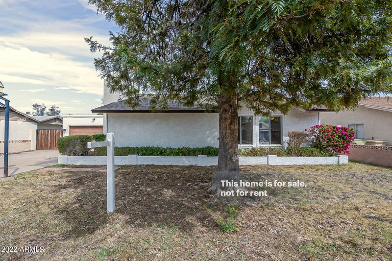 11631 N 58th Dr, Glendale, AZ 85304