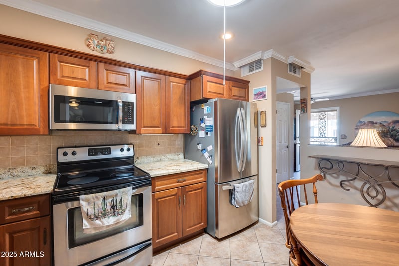 11636 Coggins Dr, Sun City, AZ 85351