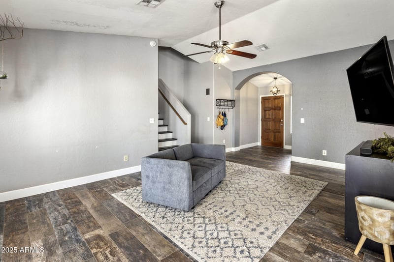 11639 46th St, Phoenix, AZ 85044