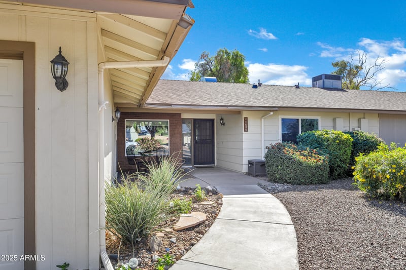 11639 Jokake St, Phoenix, AZ 85044