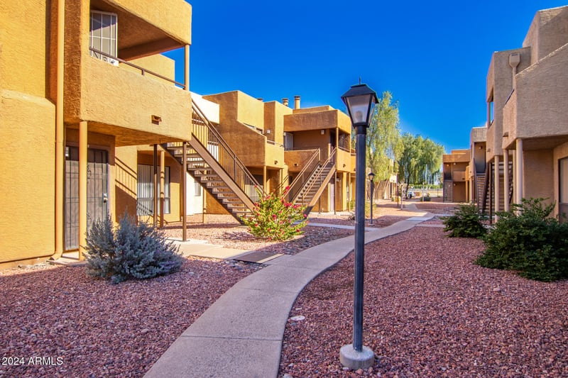 11640 51st Ave #250, Glendale, AZ 85304