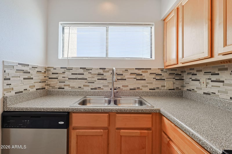 11640 N 51st Ave #212, Glendale, AZ 85304