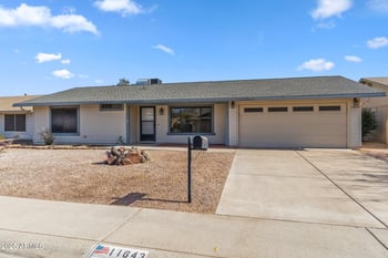 11643 Iroquois Dr, Phoenix, AZ 85044