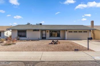 11643 Iroquois Dr, Phoenix, AZ 85044
