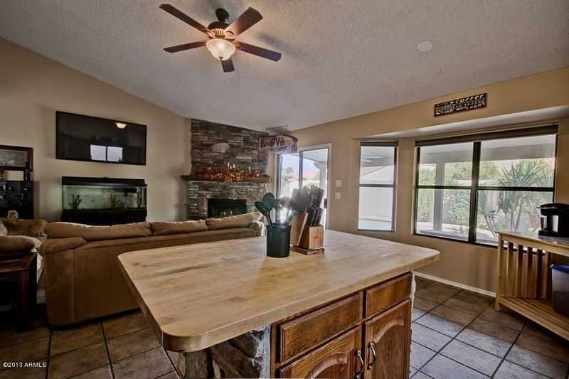 1165 N Nielson St, Gilbert, AZ 85234