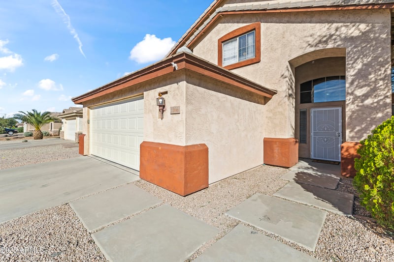 1166 Stottler Dr, Gilbert, AZ 85296