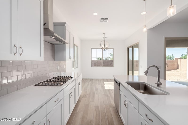 11660 Luxton Ln, Avondale, AZ 85323