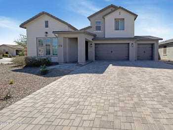 11663 Luxton Ln, Avondale, AZ 85323