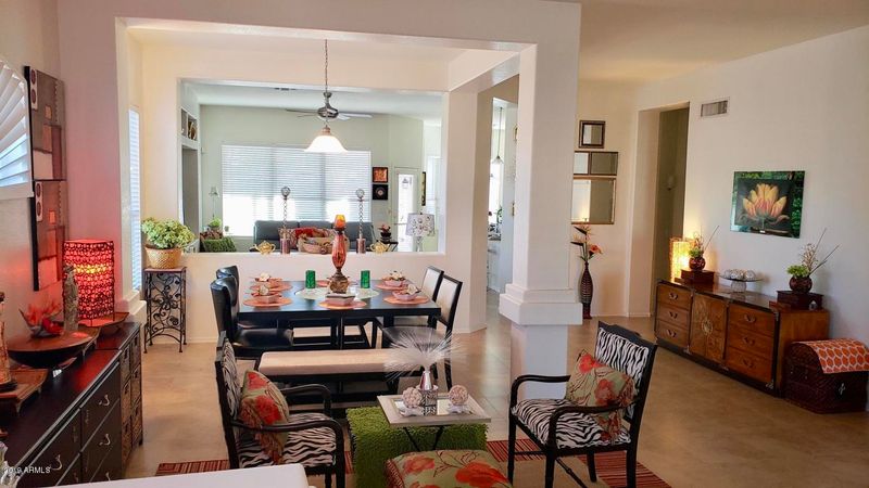 11663 W Hawk Ct, Surprise, AZ 85378