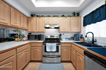 11666 28th Dr #152, Phoenix, AZ 85029