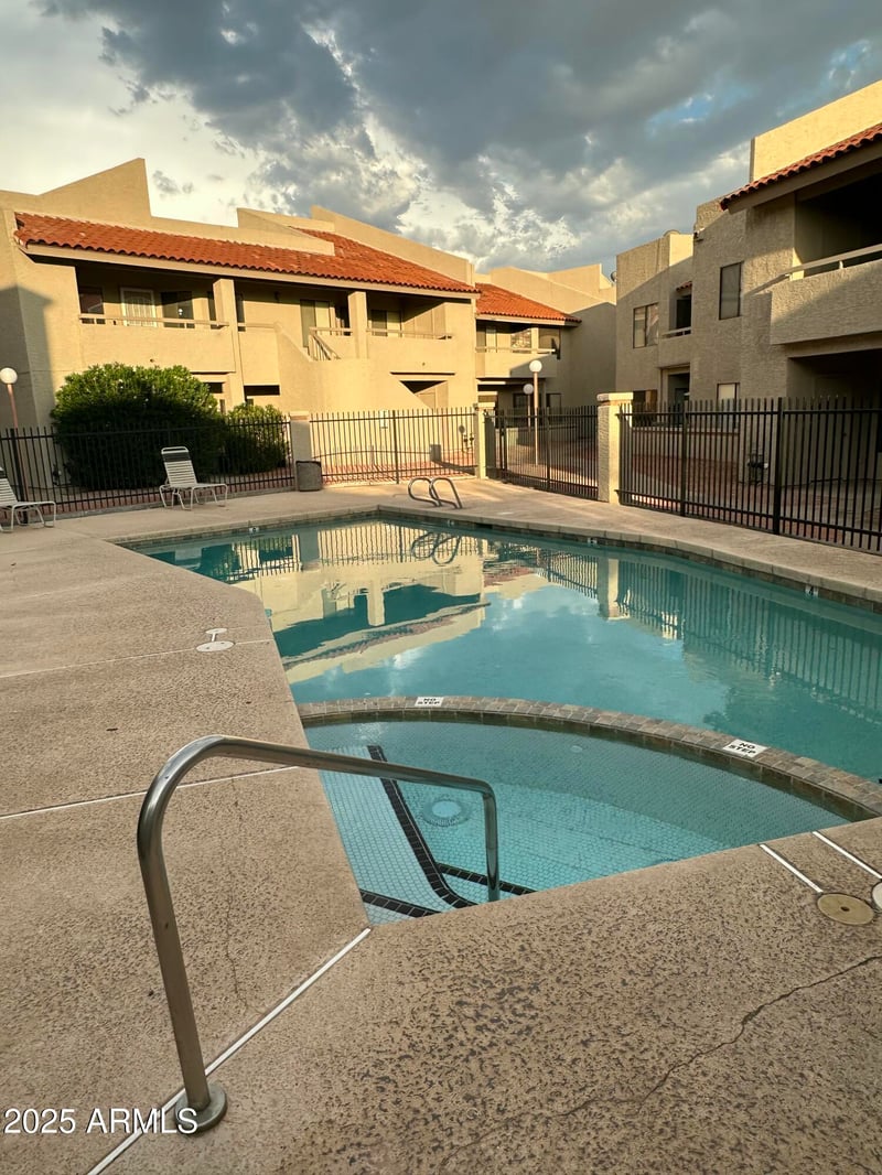 11666 28th Dr #287, Phoenix, AZ 85029