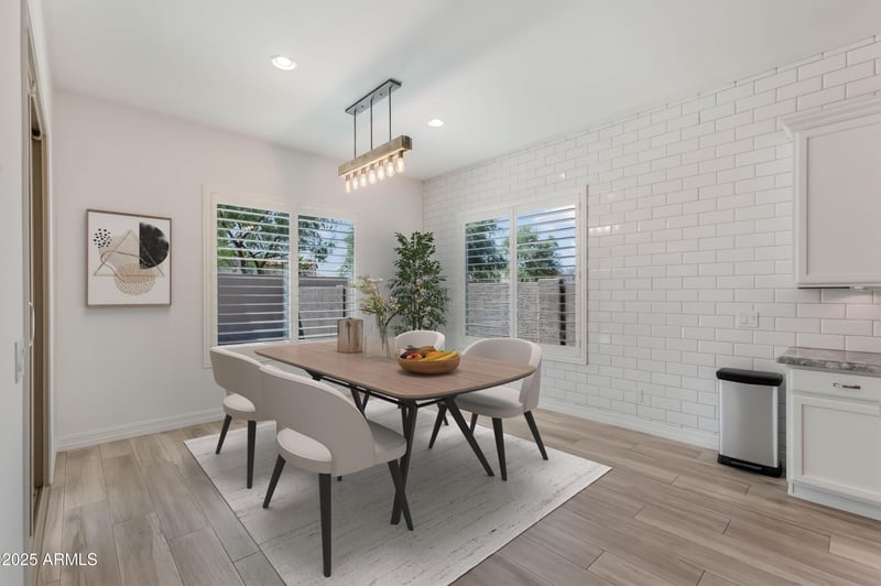 1167 Knightsbridge Way, Gilbert, AZ 85297