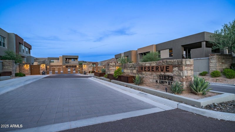 11673 136th St #1005, Scottsdale, AZ 85259