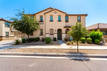 11675 166th Ln, Surprise, AZ 85388