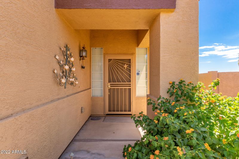 11689 W Hawk Ct, Surprise, AZ 85378