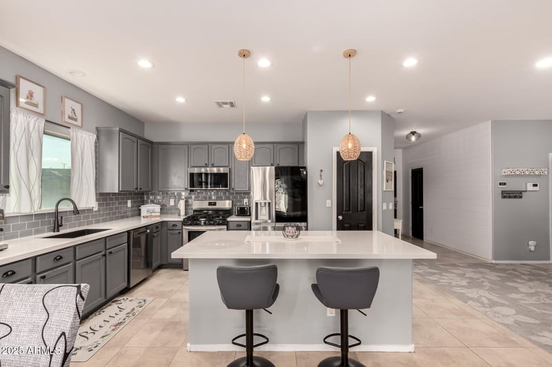 11691 165th Ave, Surprise, AZ 85388